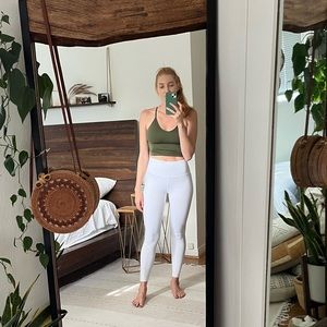 TnaBUTTER™ Cheeky Hi-Rise Legging